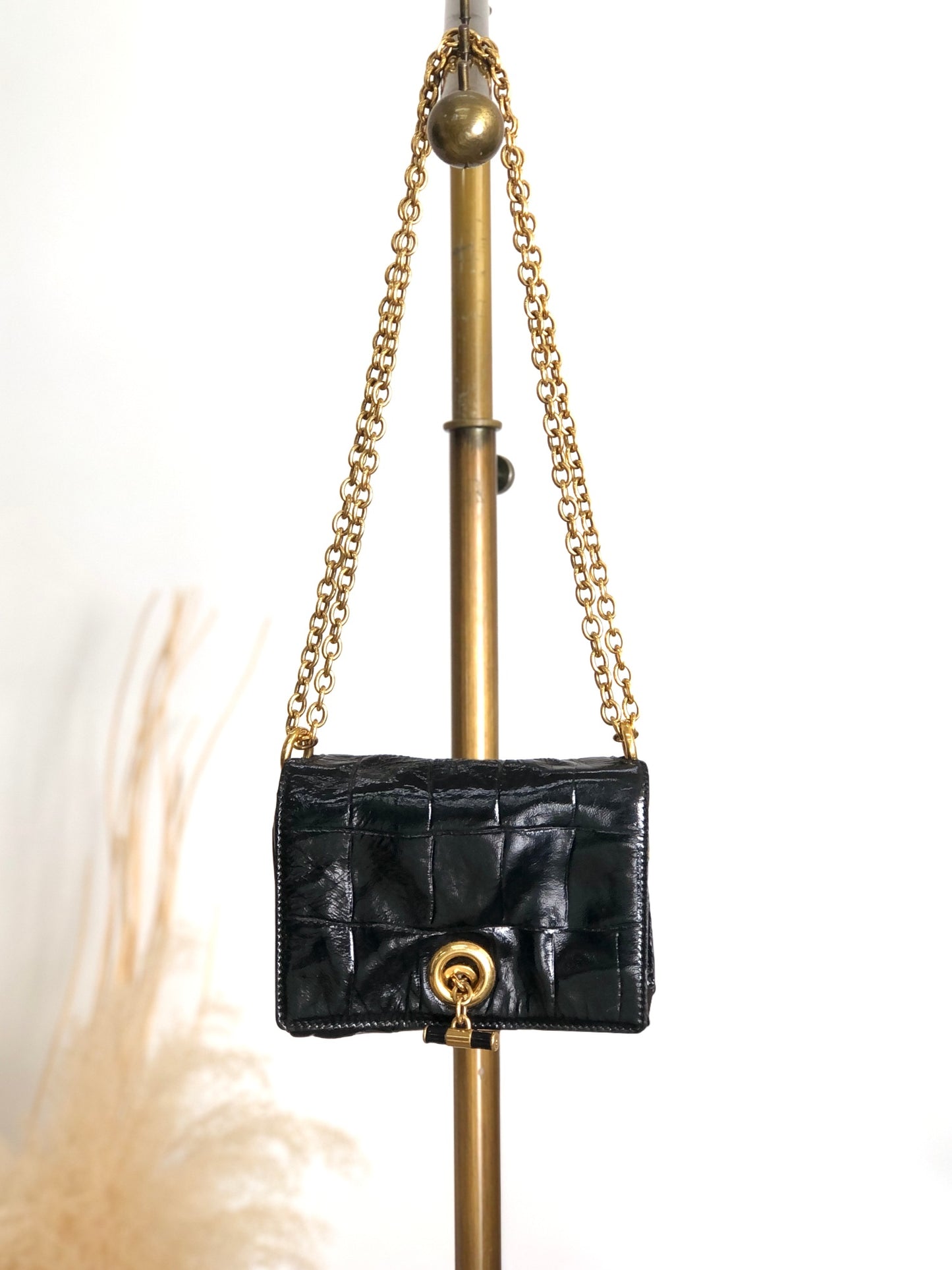 Yves Saint Laurent Chain Shoulder bag Black Vintage rncjip