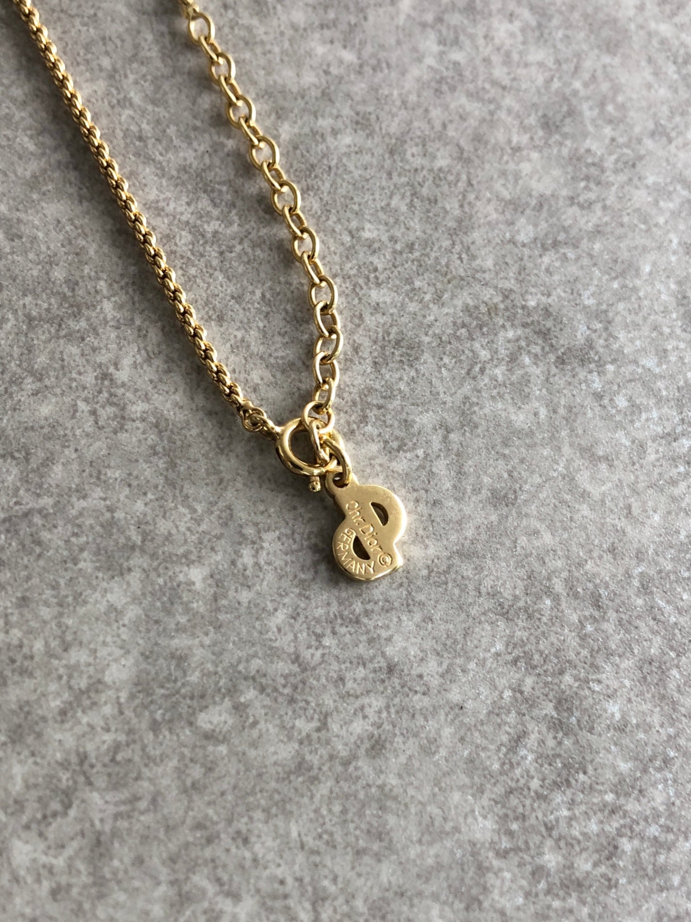 Christian Dior CD Logo Necklace Gold Vintage ppz76w