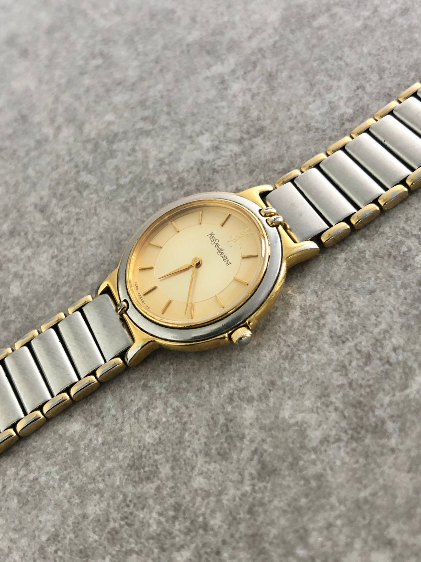 Yves Saint Laurent YSL Logo Watch Gold×Silver Vintage rurspi