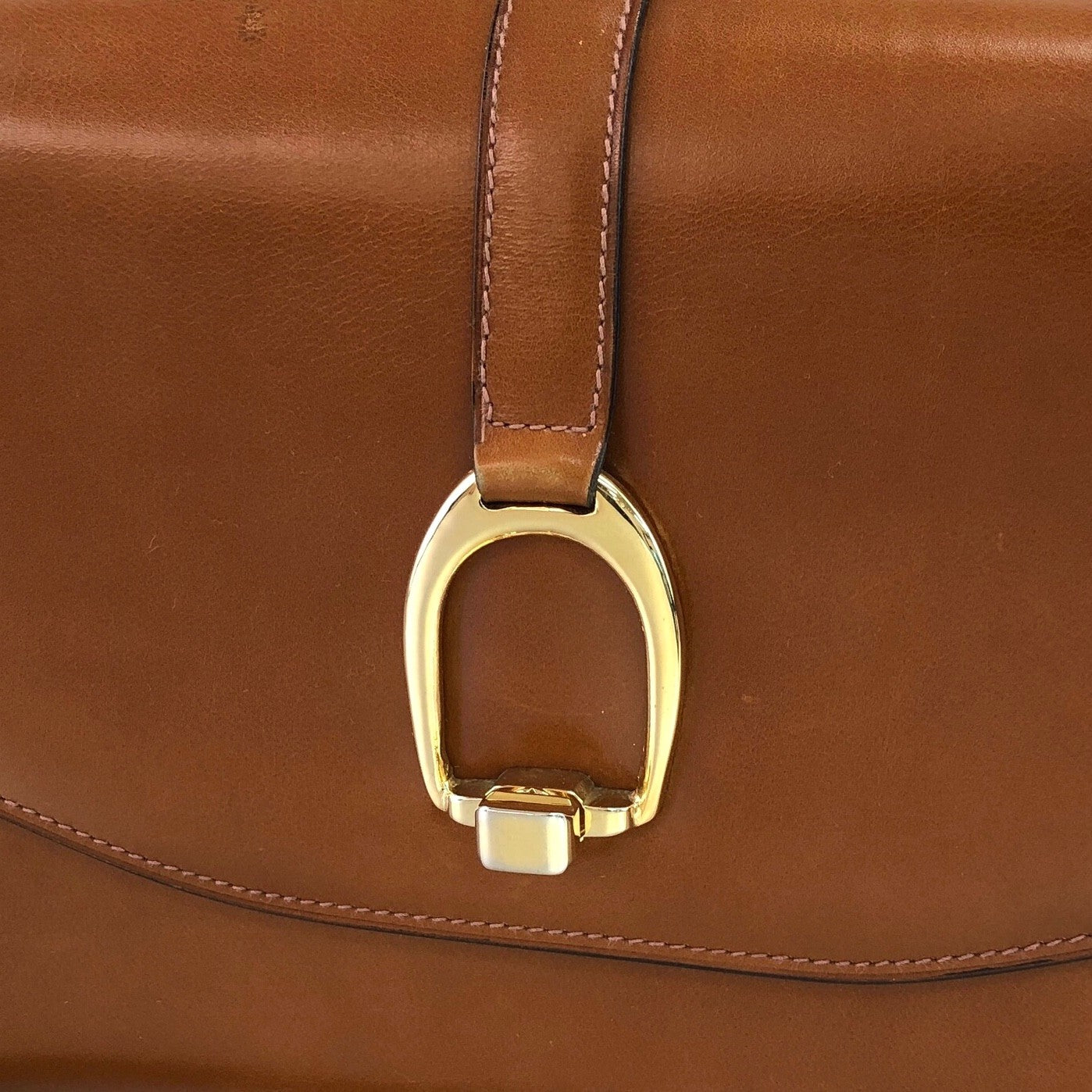 CELINE Triomphe Shoulder bag Camel Vintage jujrbn