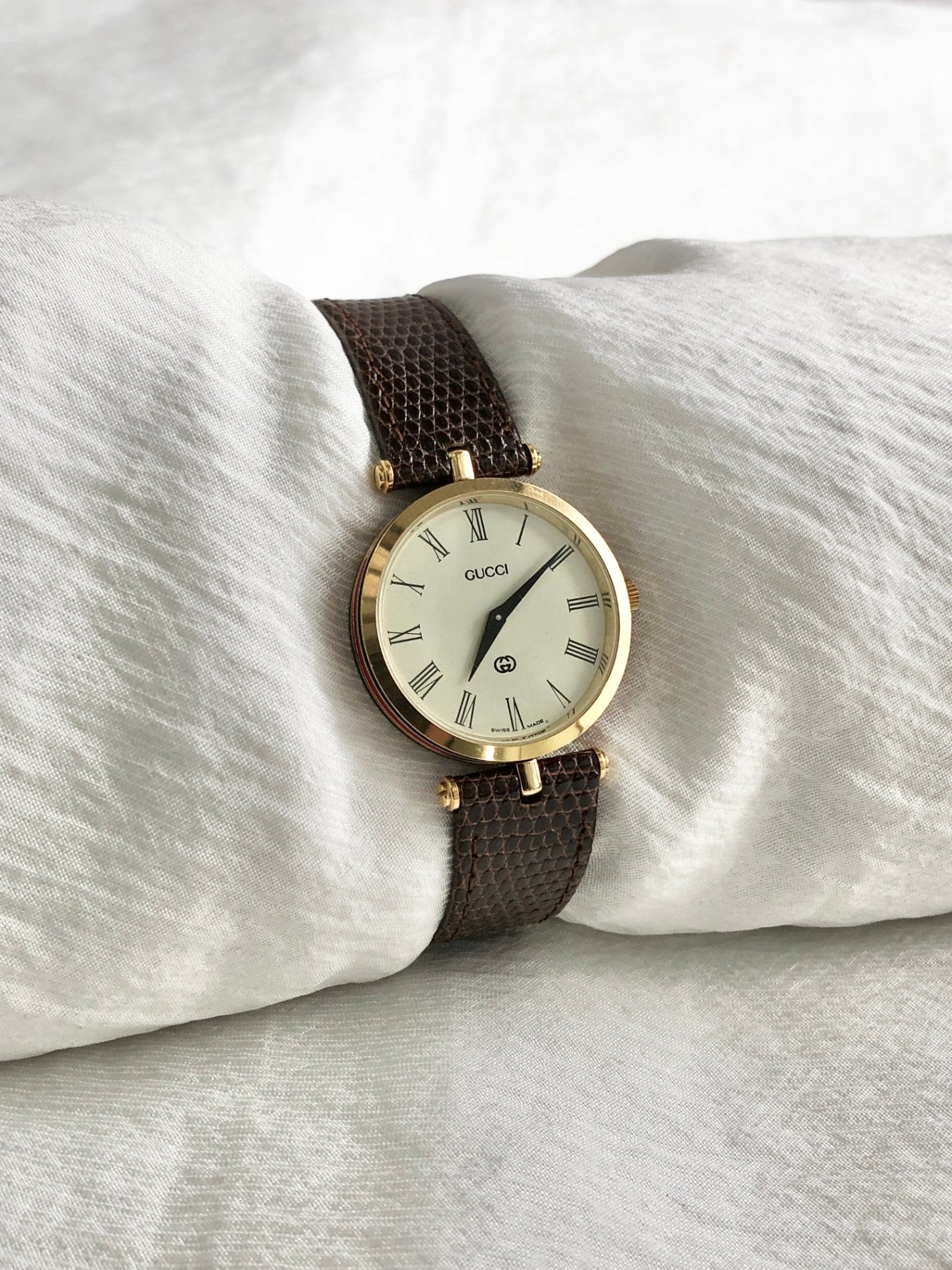 GUCCI Sherry Line Quartz Watch Brown×Gold Vintage vng8gz