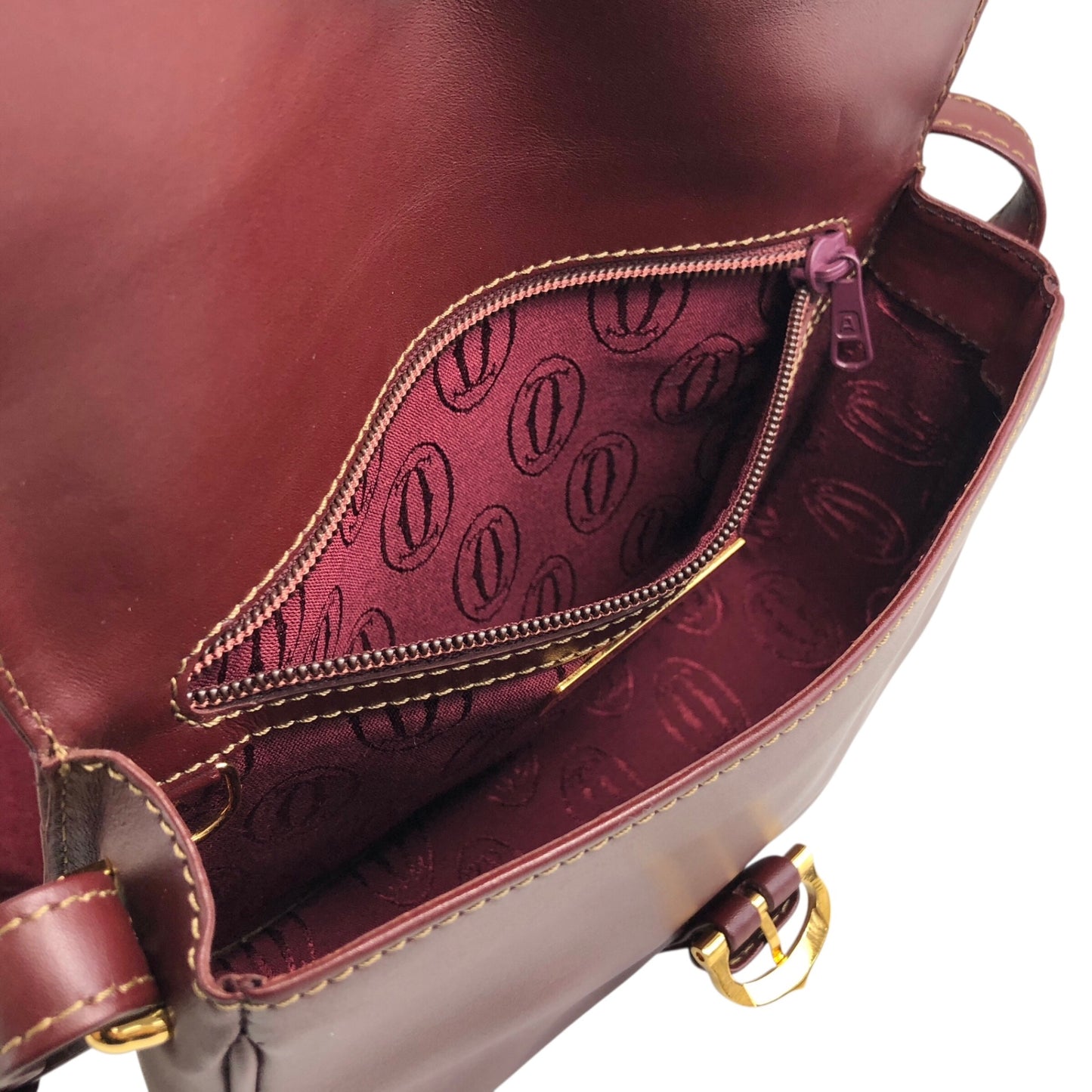 Cartier Front Buckle Shoulder bag Bordeaux Vintage iejnyi
