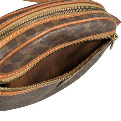 CELINE Macadam Blason Shoulder bag Brown Vintage 6vn8af