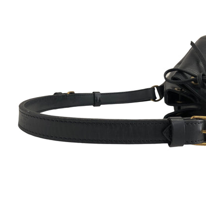 LOUIS VUITTON Epi Drawstring Shoulder bag Black Vintage d2i73r