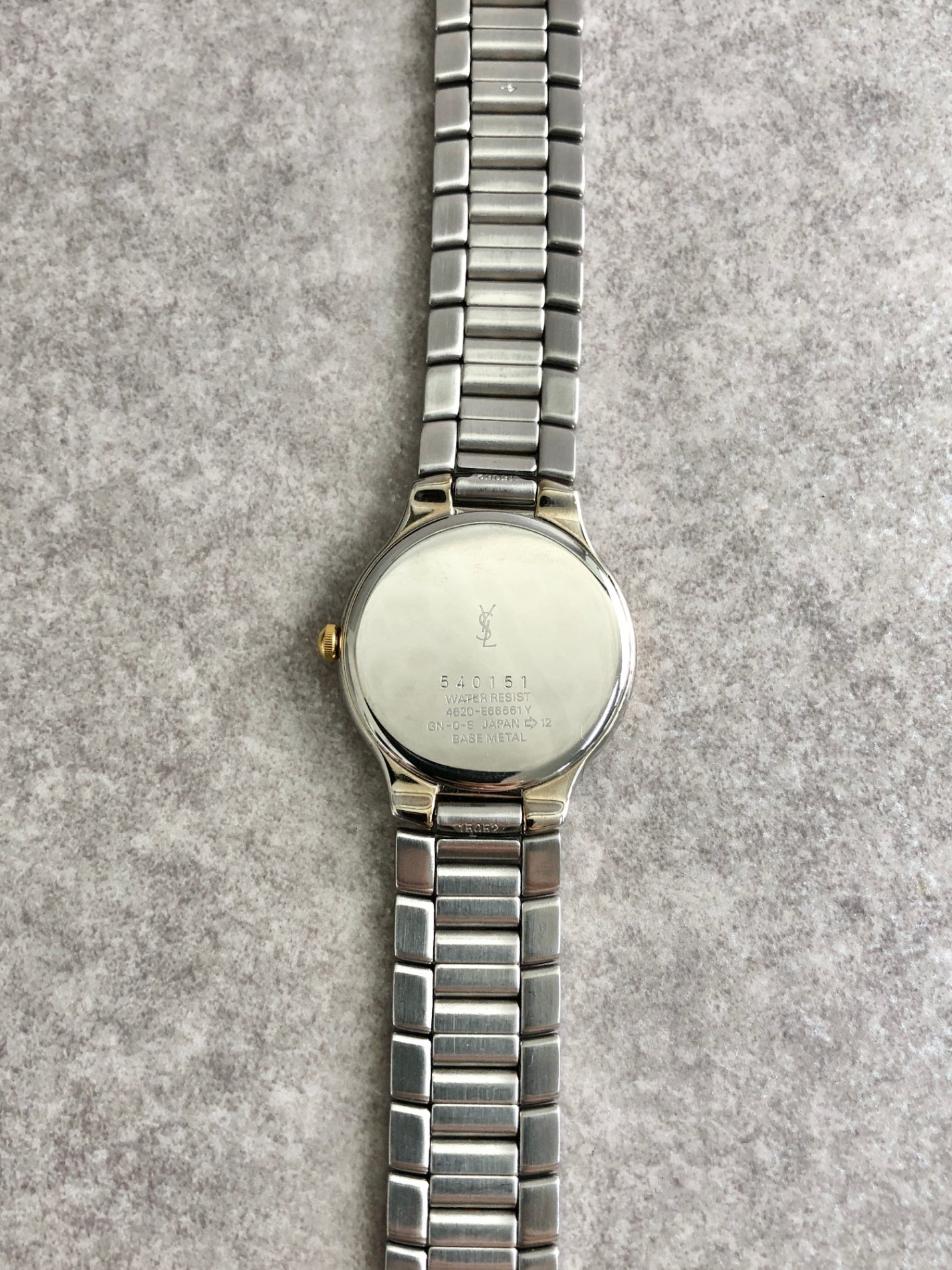 Yves Saint Laurent YSL Logo Quartz Watch Silver 4620-E66661Y Vintage pw6bed