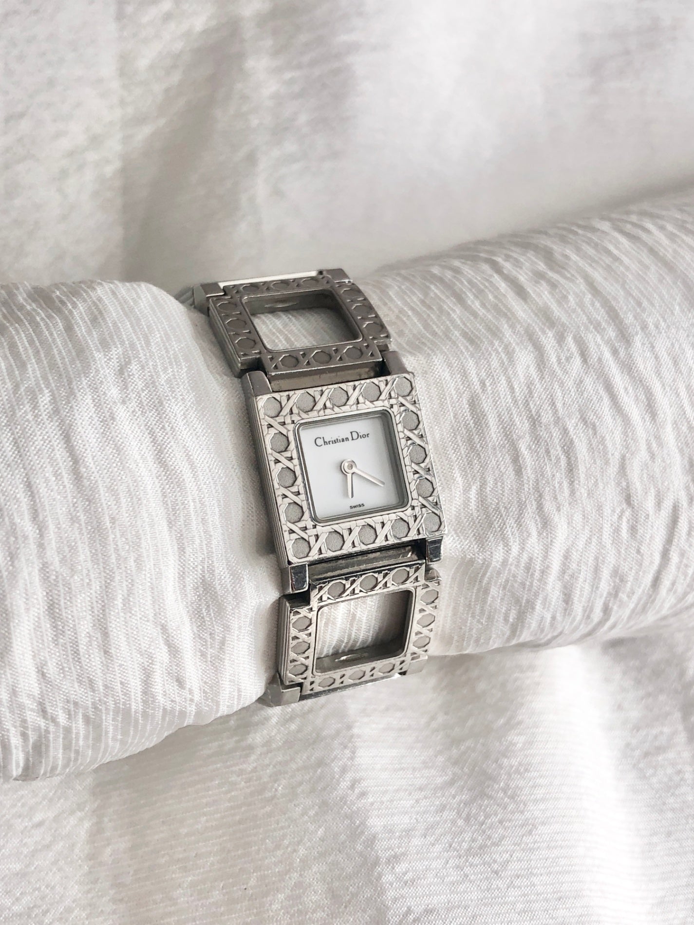Christian Dior Quartz Watch White D60-100 Vintage 4bphzj