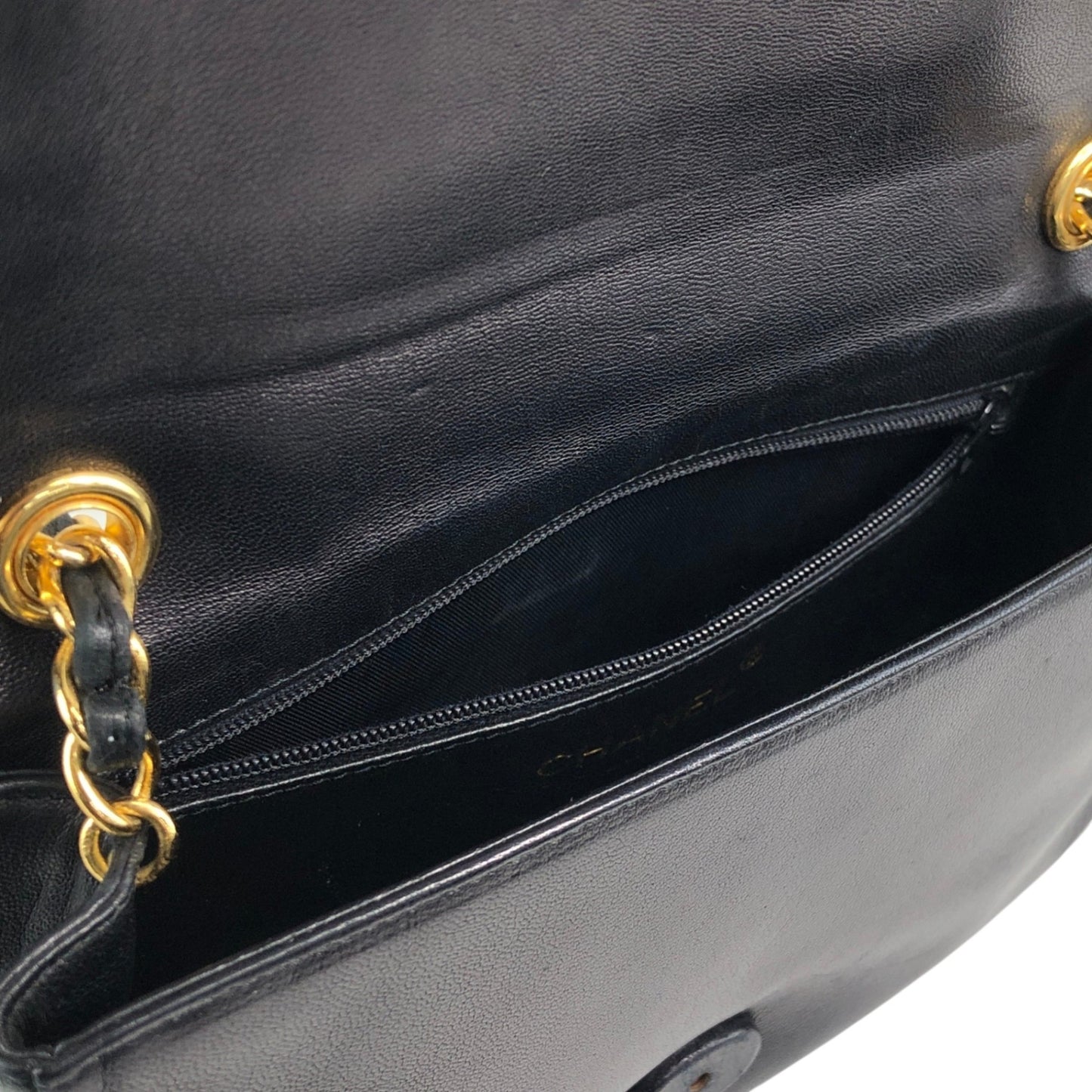 CHANEL Coco Mark Chain Shoulder bag Black Vintage jtk3dw