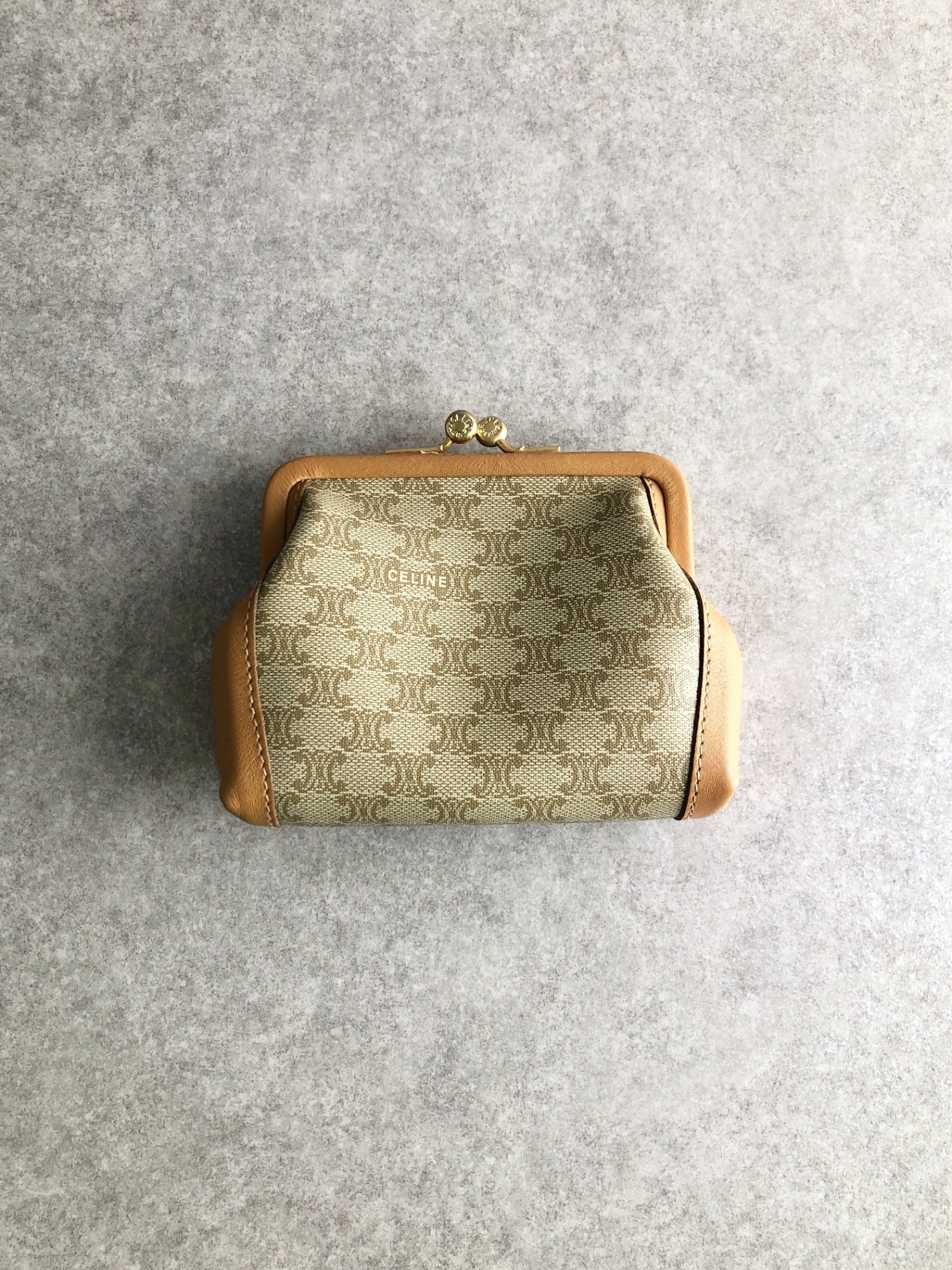 CELINE Macadam Blason Coin Purse Beige Vintage u2h6sg