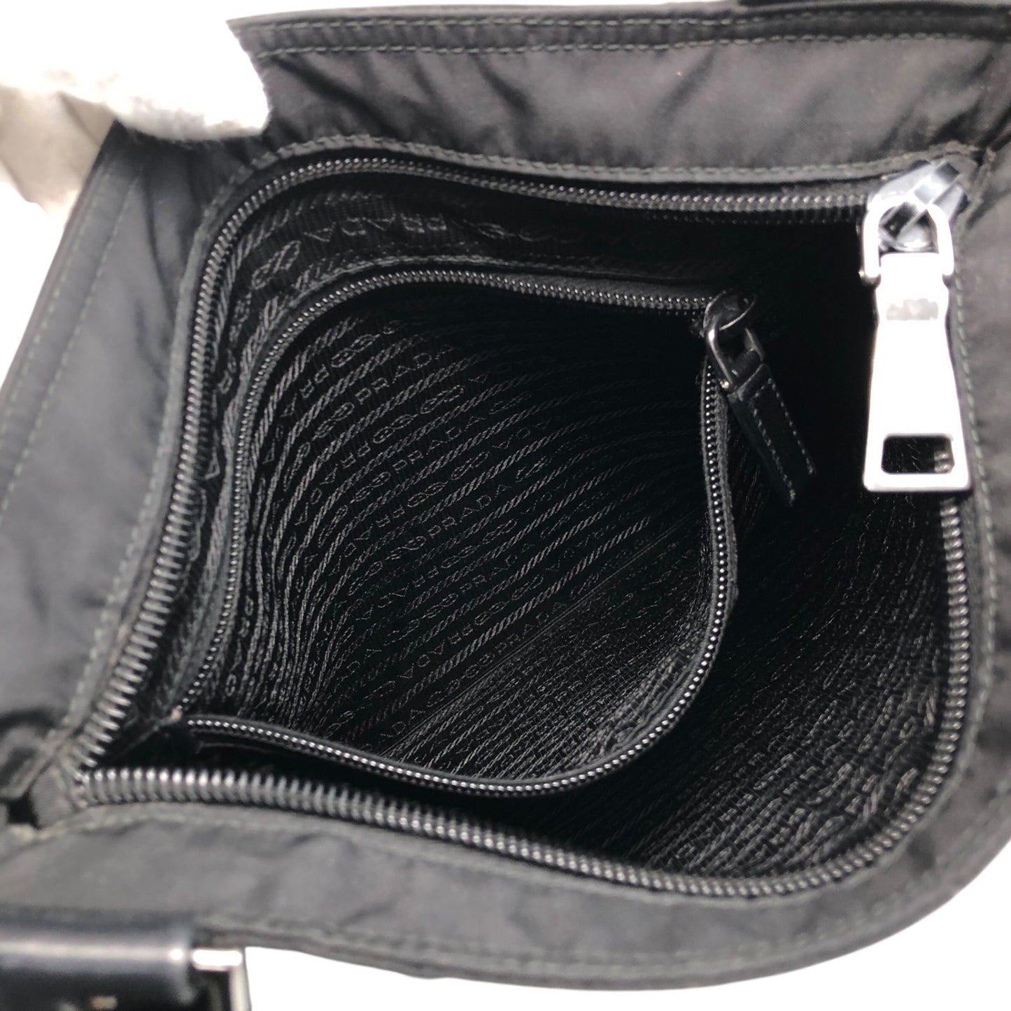 PRADA Tessuto Triangle Logo Shoulder bag Black Vintage f7iw67