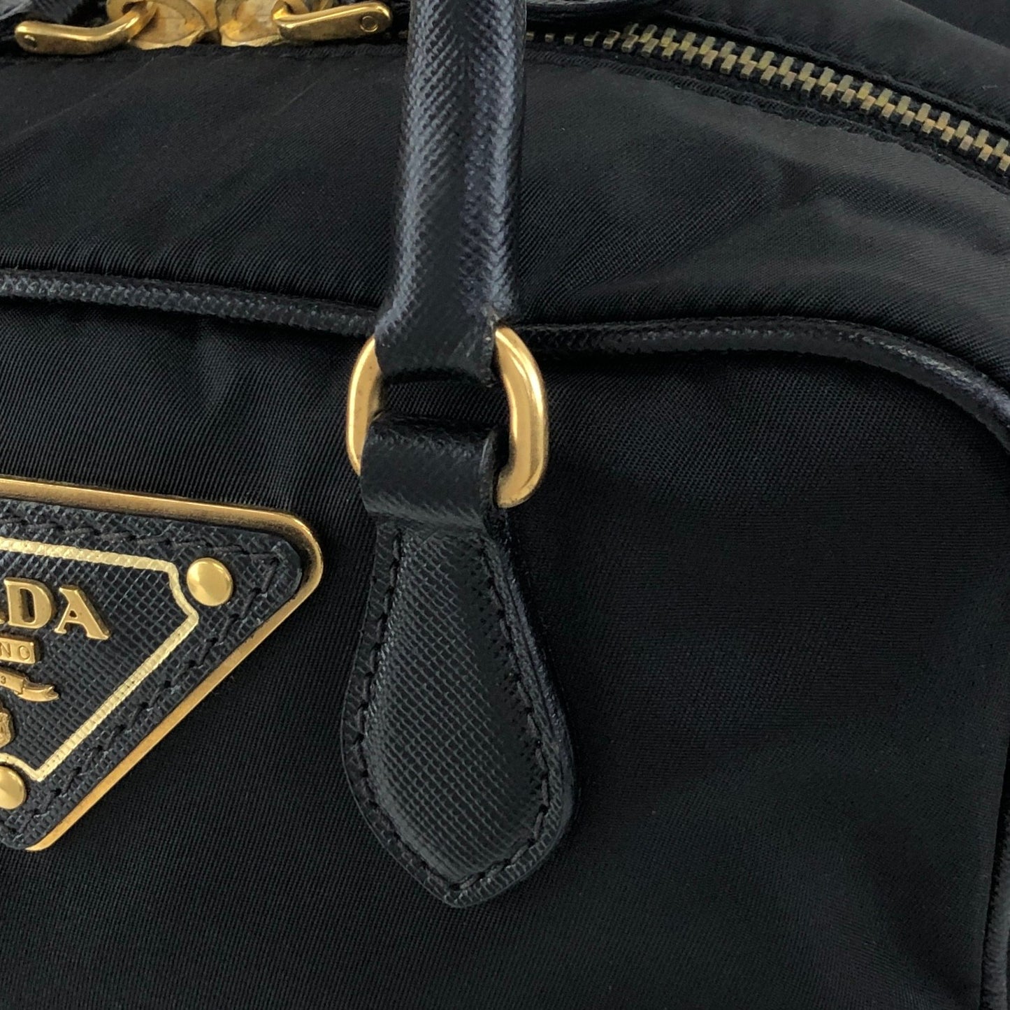 PRADA Triangle Logo Two-way Small Boston bag Shoulder bag Black Vintage 8z5ju7