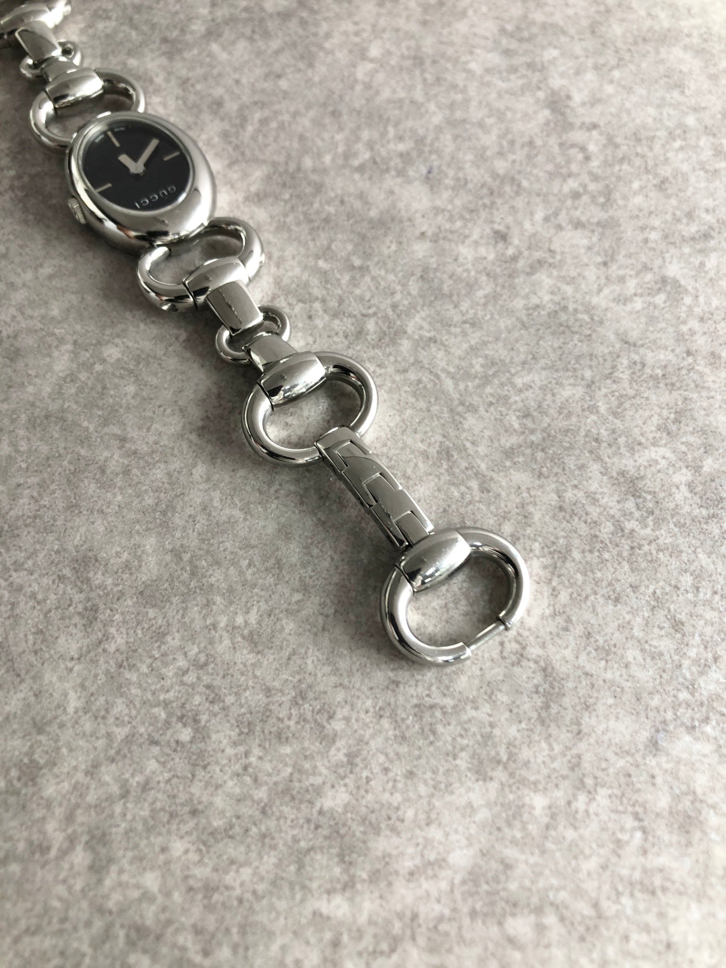 GUCCI Logo Quartz Watch Silver 118 Vintage szaysz