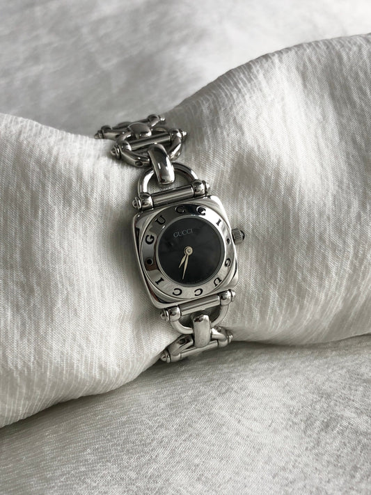 GUCCI Logo Quartz Watch Silver 6400L Vintage kph2tw