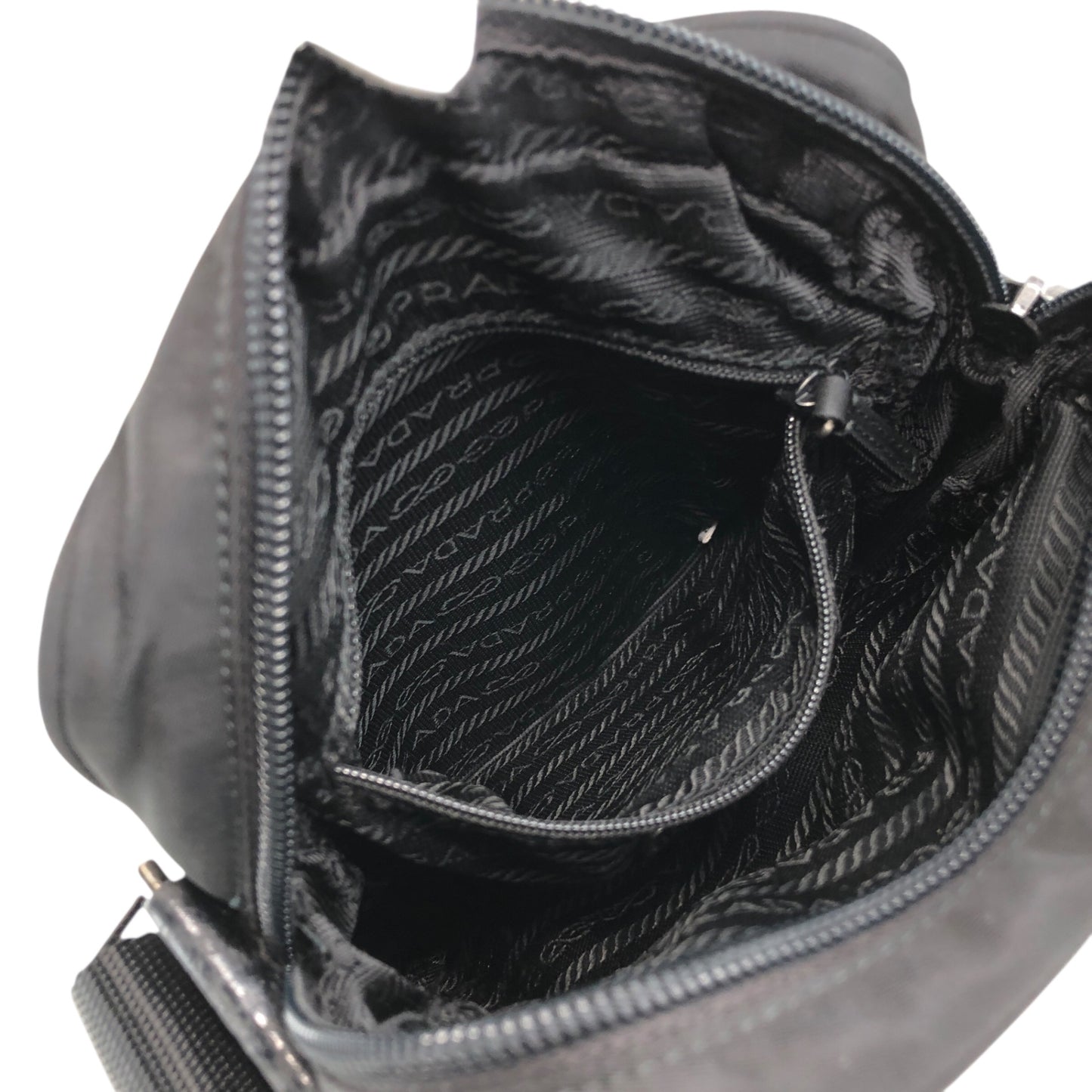 PRADA Tessuto Triangle Logo Shoulder bag Black Vintage 2ctkw3