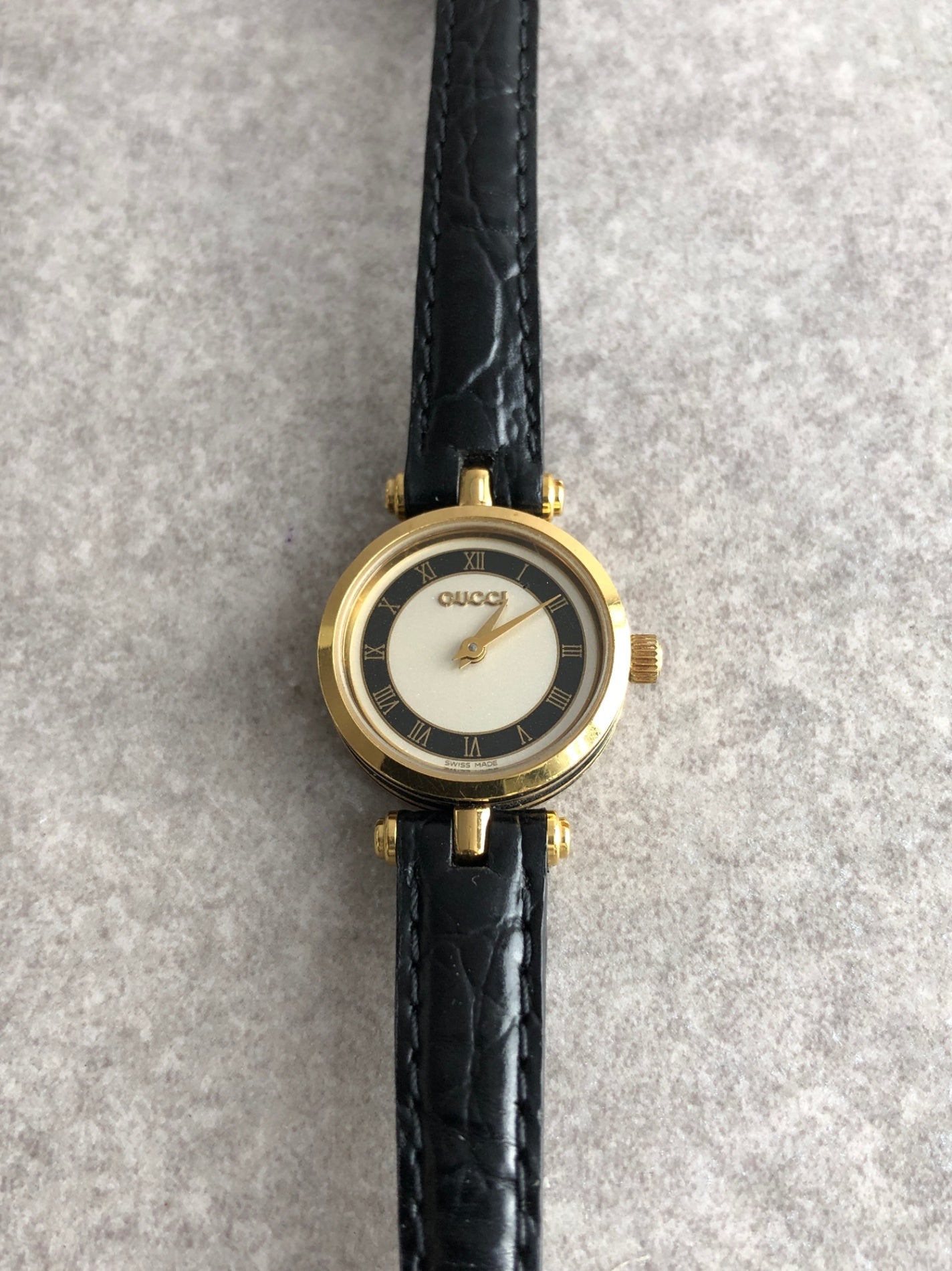 GUCCI Logo Quartz Watch Black Vintage yb88b5
