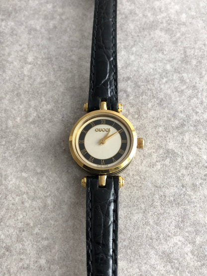 GUCCI Logo Quartz Watch Black Vintage yb88b5