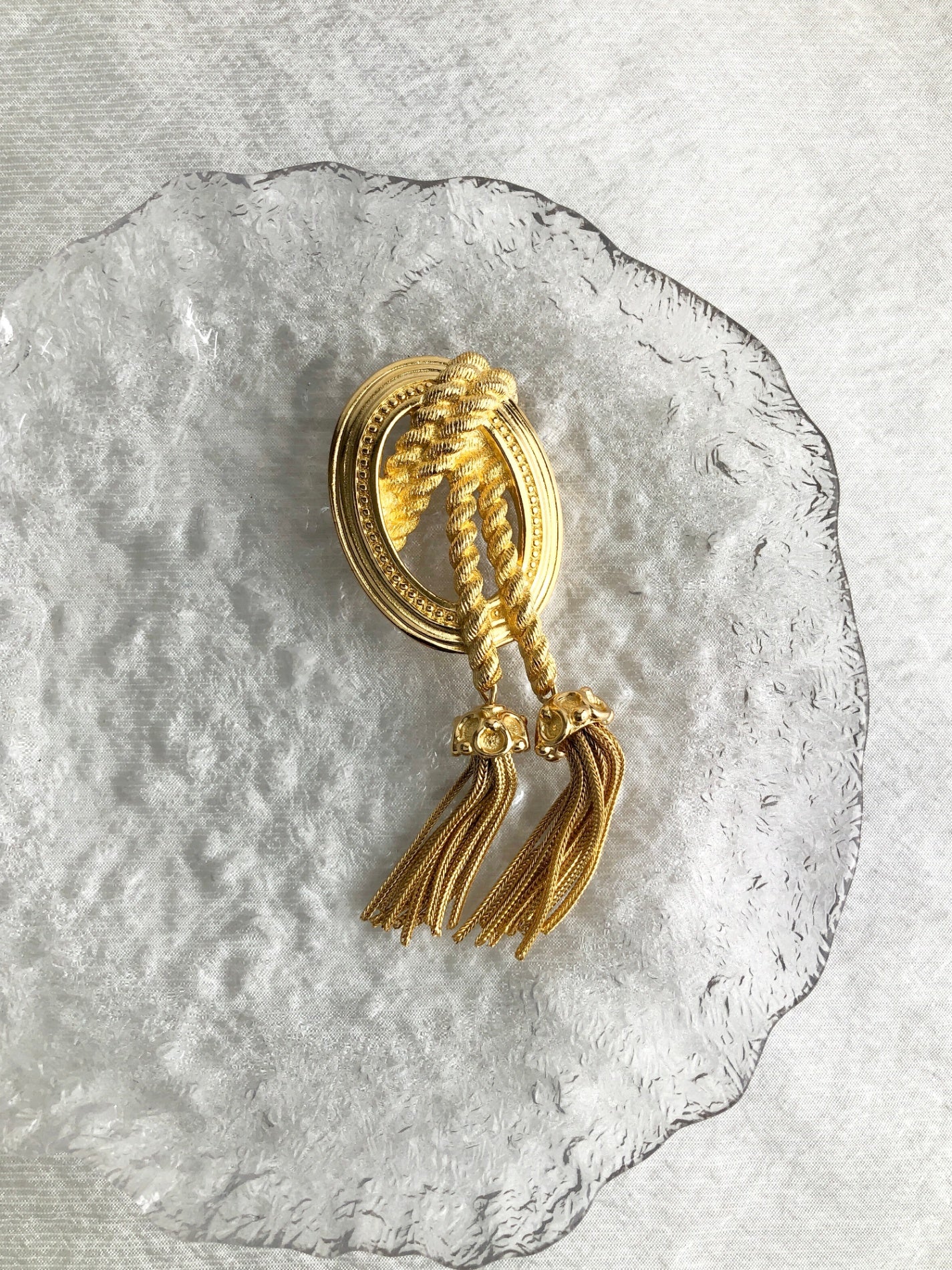 Christian Dior Tassel Motif Brooch Gold Vintage 8f3fvz