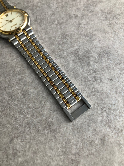 GUCCI Logo Watch Silver×Gold 9000M Vintage 2rigf4