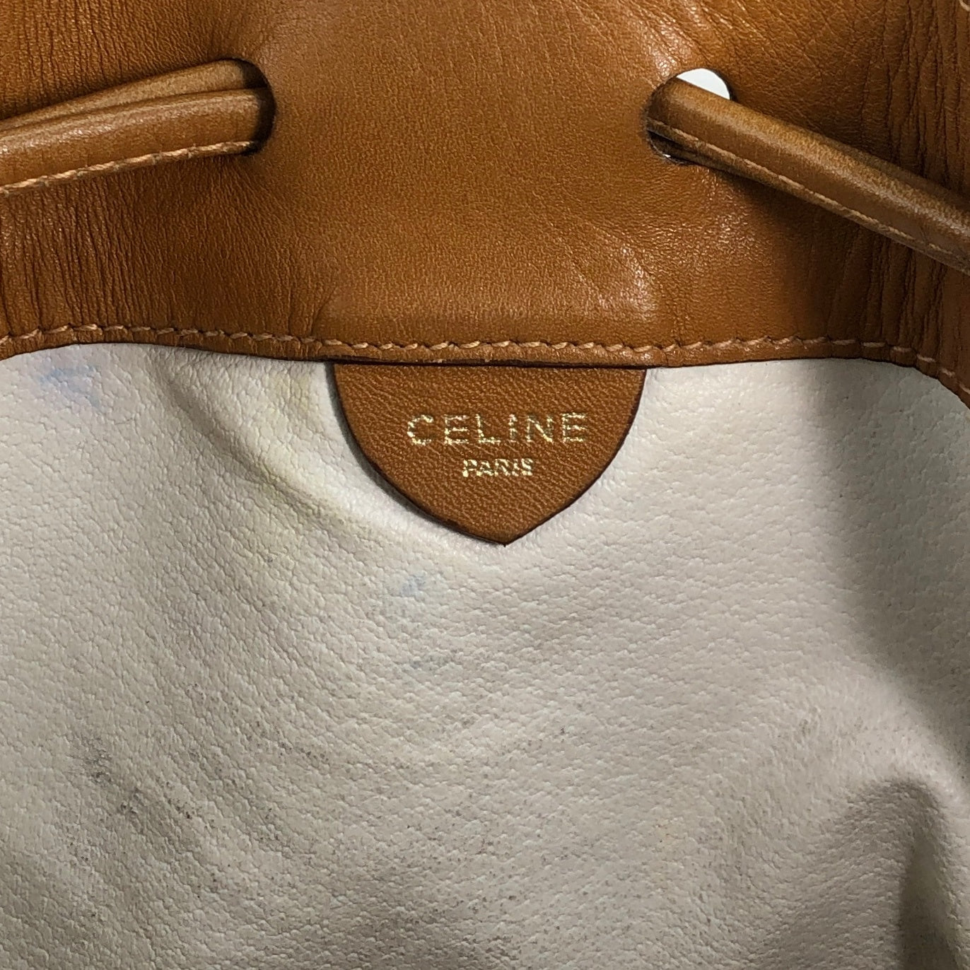 CELINE Macadam  Blason Drawstring  Shoulder bag White Vintage 6vdzju