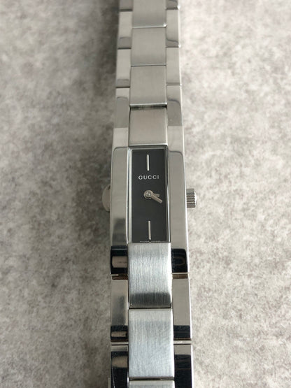 GUCCI Logo Quartz Watch Silver 4600L Vintage vw5zz5