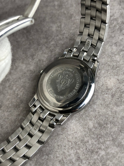 GUCCI Logo Quartz Watch Silver 5500L Vintage wbu438