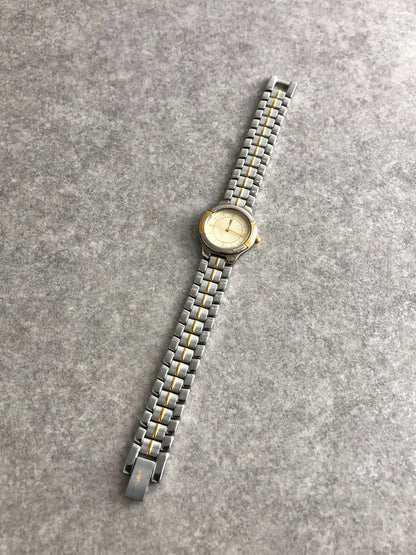 Yves Saint Laurent YSL Logo Quartz Watch Silver 5420-F44557 Vintage gp374e