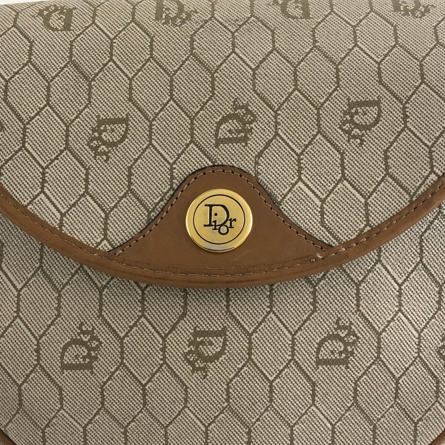 Christian Dior Honeycomb Pattern Shoulder bag Beige Vintage 6kz754