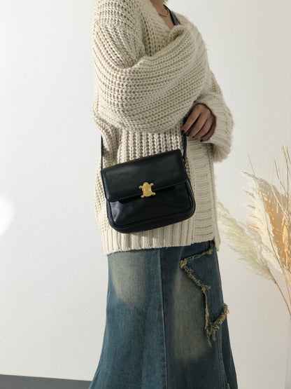 CELINE Triomphe Leather Crossbody Shoulder bag Black Vintage hn5feu