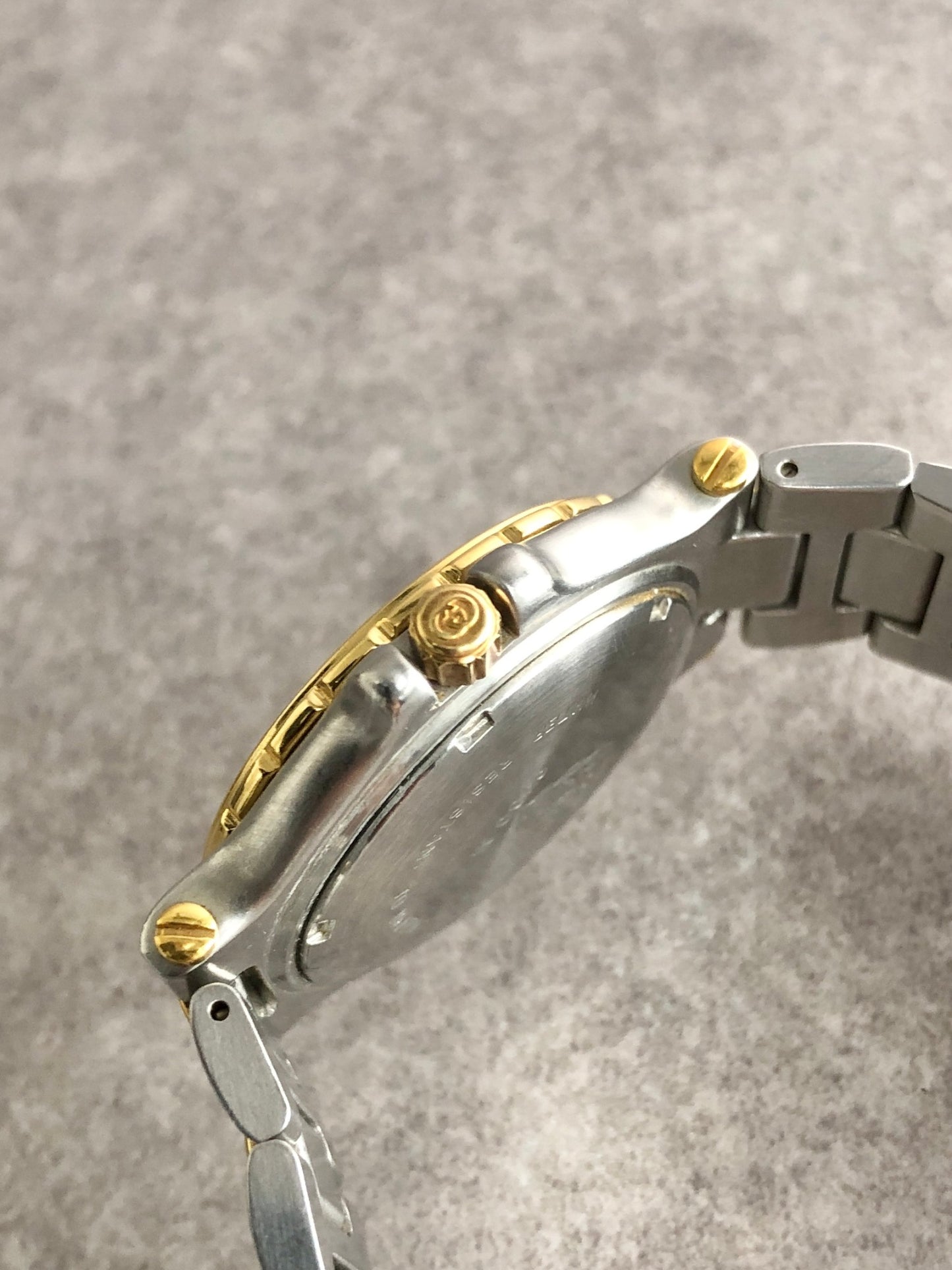 GUCCI Watch Silver×Gold 9700L Vintage vucvja