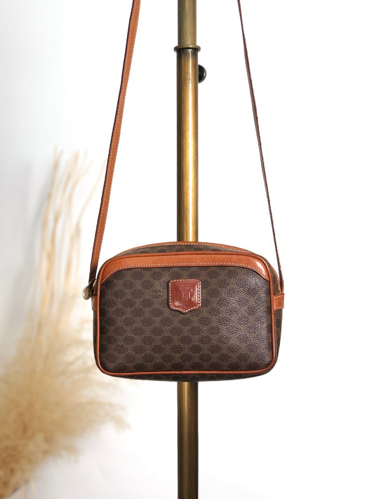 CELINE Macadam Blason Shoulder bag Brown Vintage v2cvc8