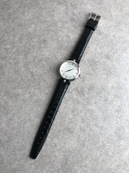 GUCCI Sherry Line Watch Silver×Black 2040Ｍ Vintage asvi62