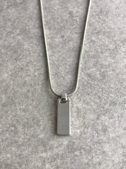 Christian Dior Logo Necklace Silver Vintage vanrpb