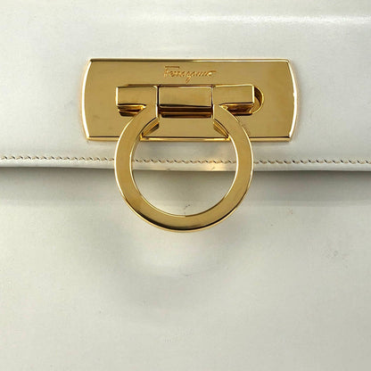 Salvatore Ferragamo Gancini Two-way Handbag Shoulder bag White Vintage wi32m8