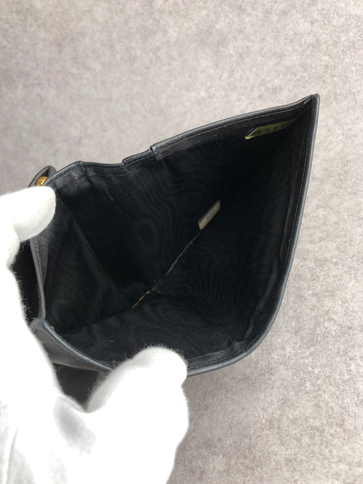 CHANEL Coco Mark Folded Wallet Black Vintage kjg3jv