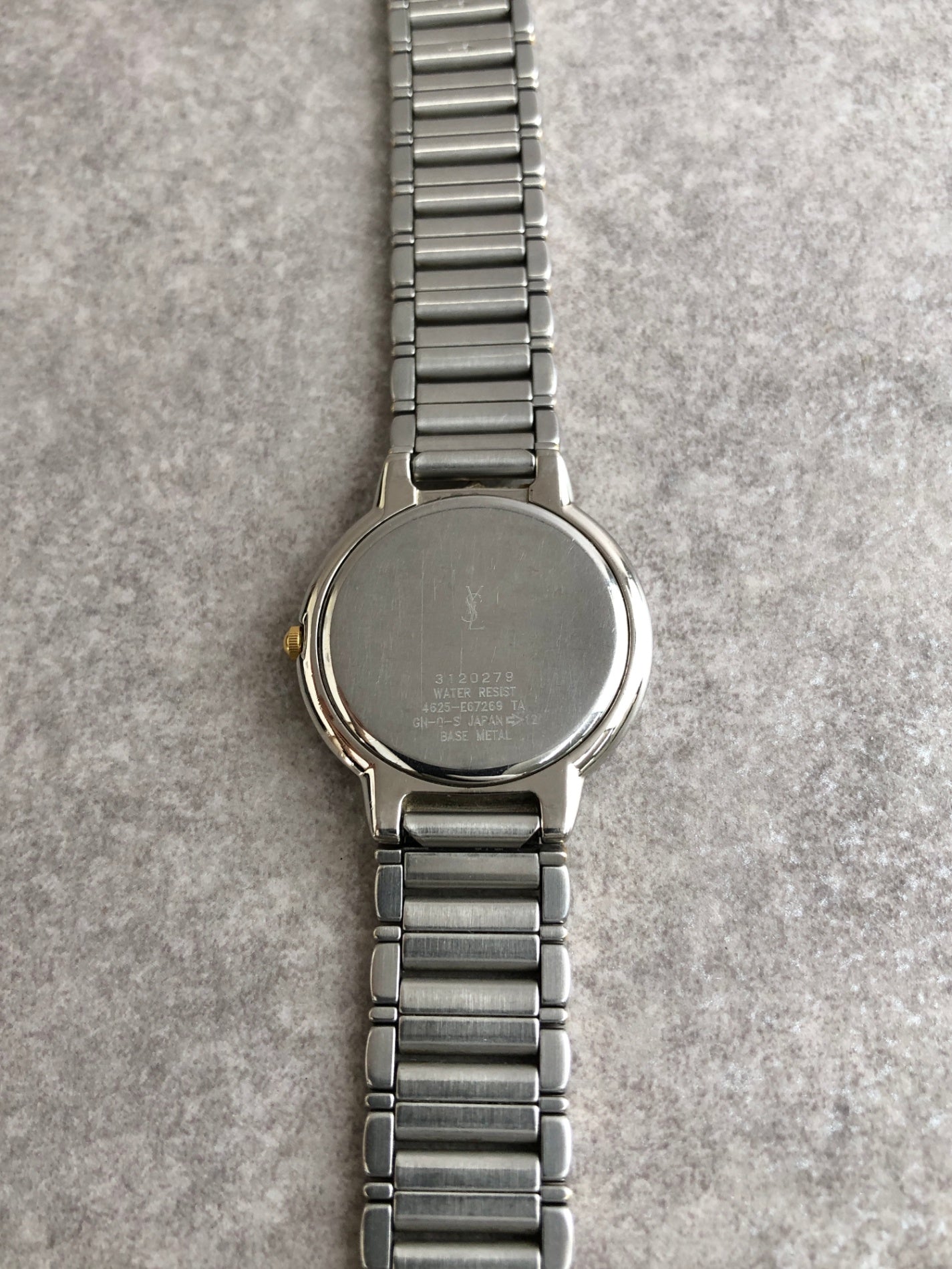 Yves Saint Laurent YSL Logo Watch Silver 4625⁻E67269TA Vintage bbd37f