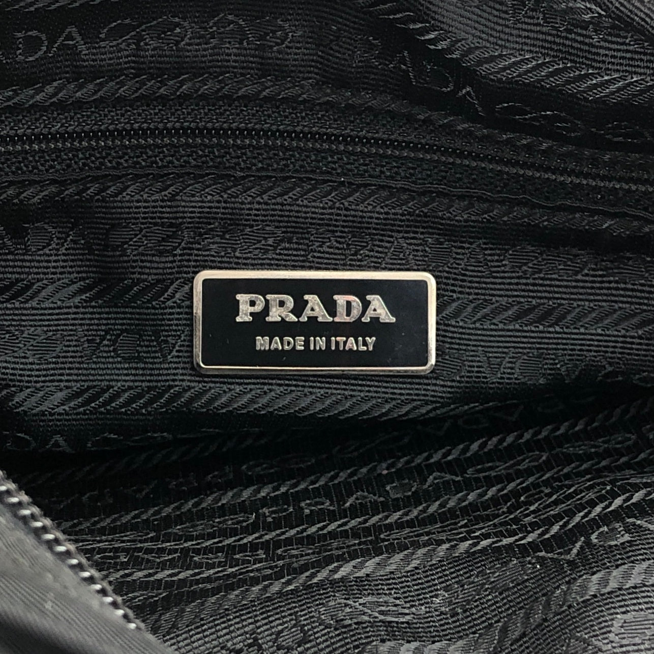 PRADA Tessuto Triangle Logo Shoulder bag Black Vintage rjf7np