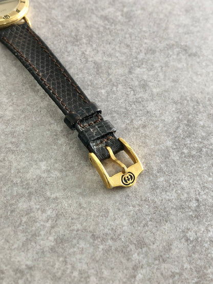 GUCCI Logo Watch Black 3000L Vintage upizt7