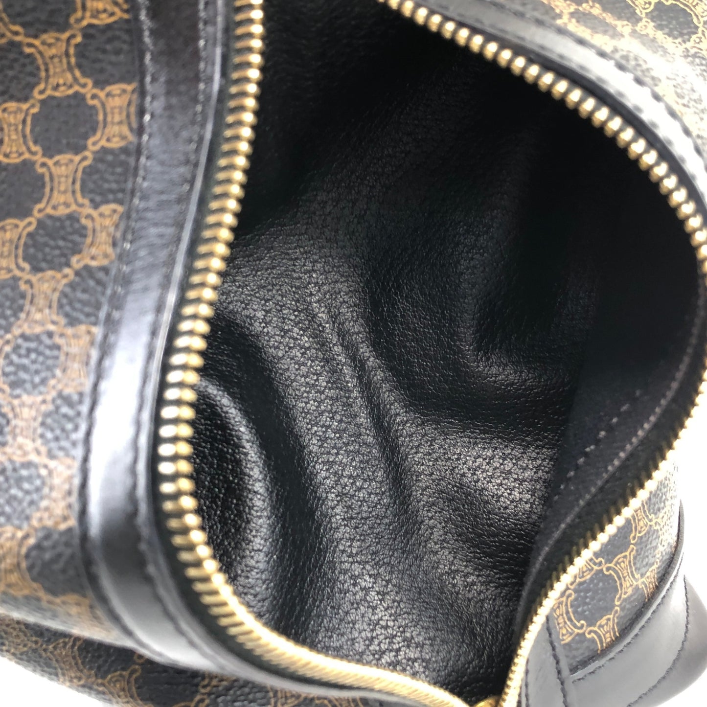CELINE Macadam Blason Drawstring Shoulder bag Black Vintage ruunby
