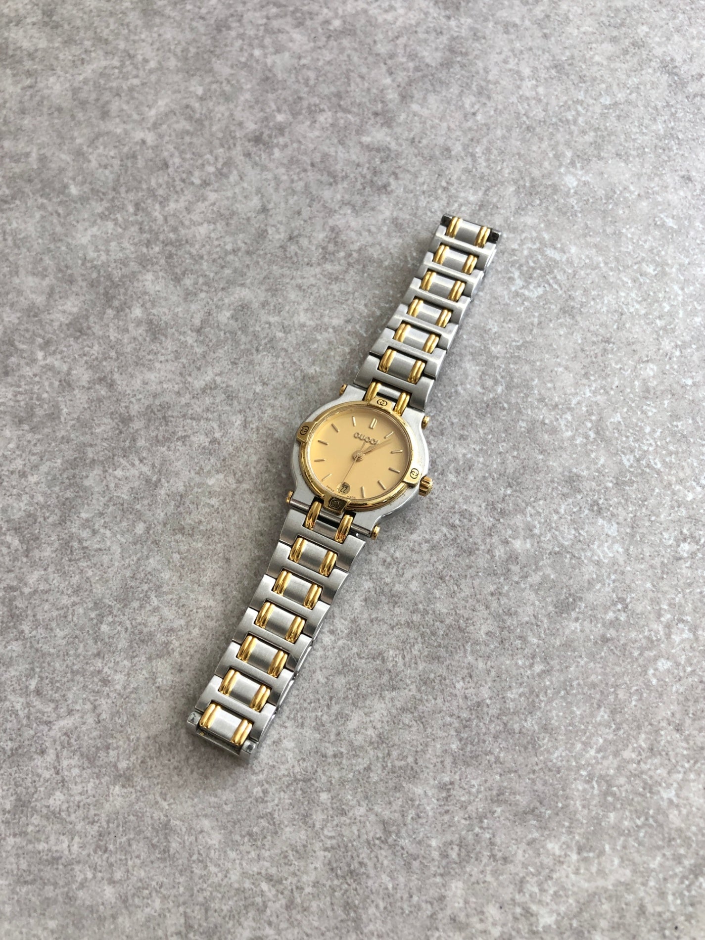 GUCCI Quartz Watch Silver×Gold 9000L Vintage hh8pxb