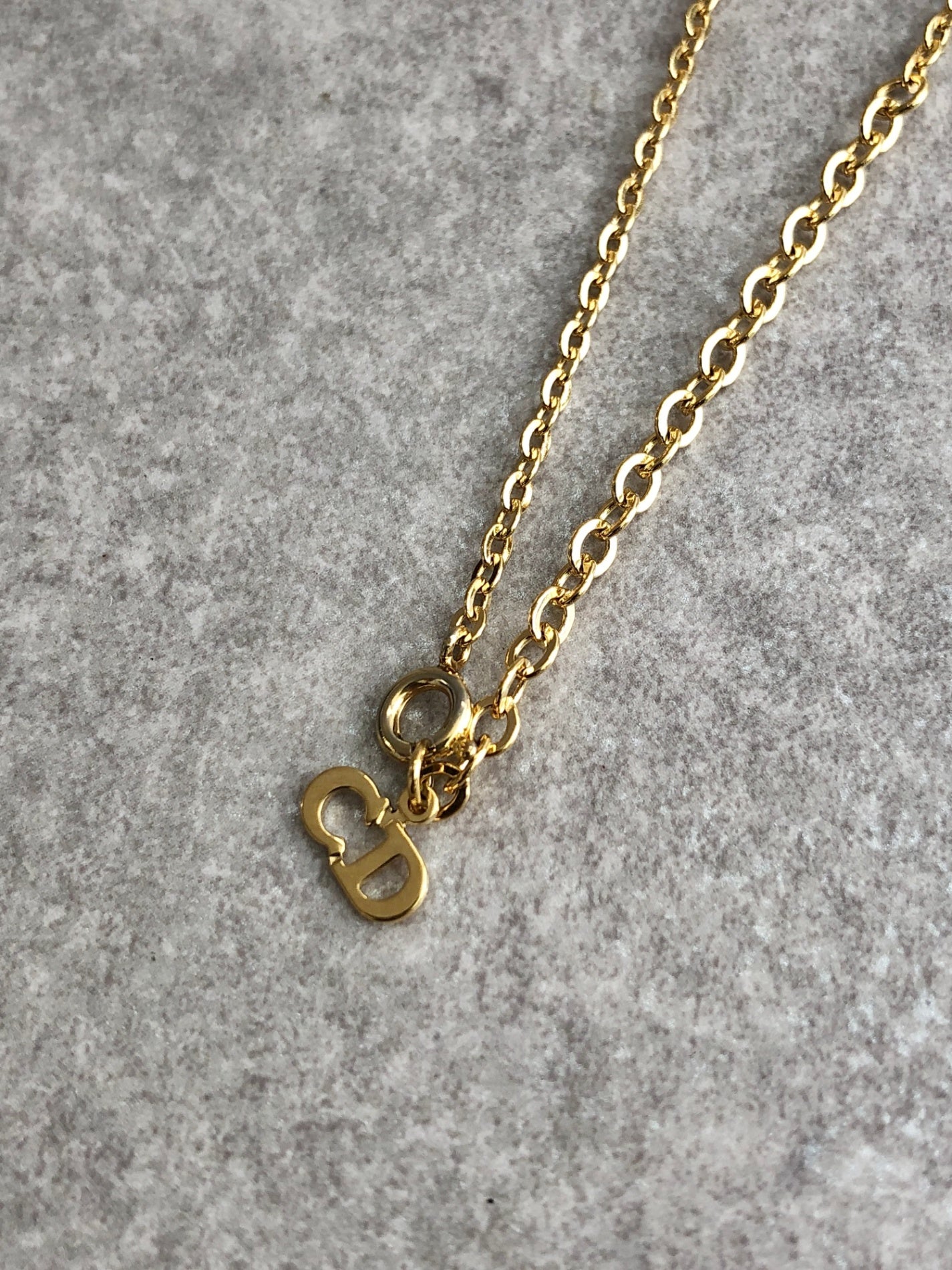 Christian Dior Logo Necklace Gold Vintage b3nfby