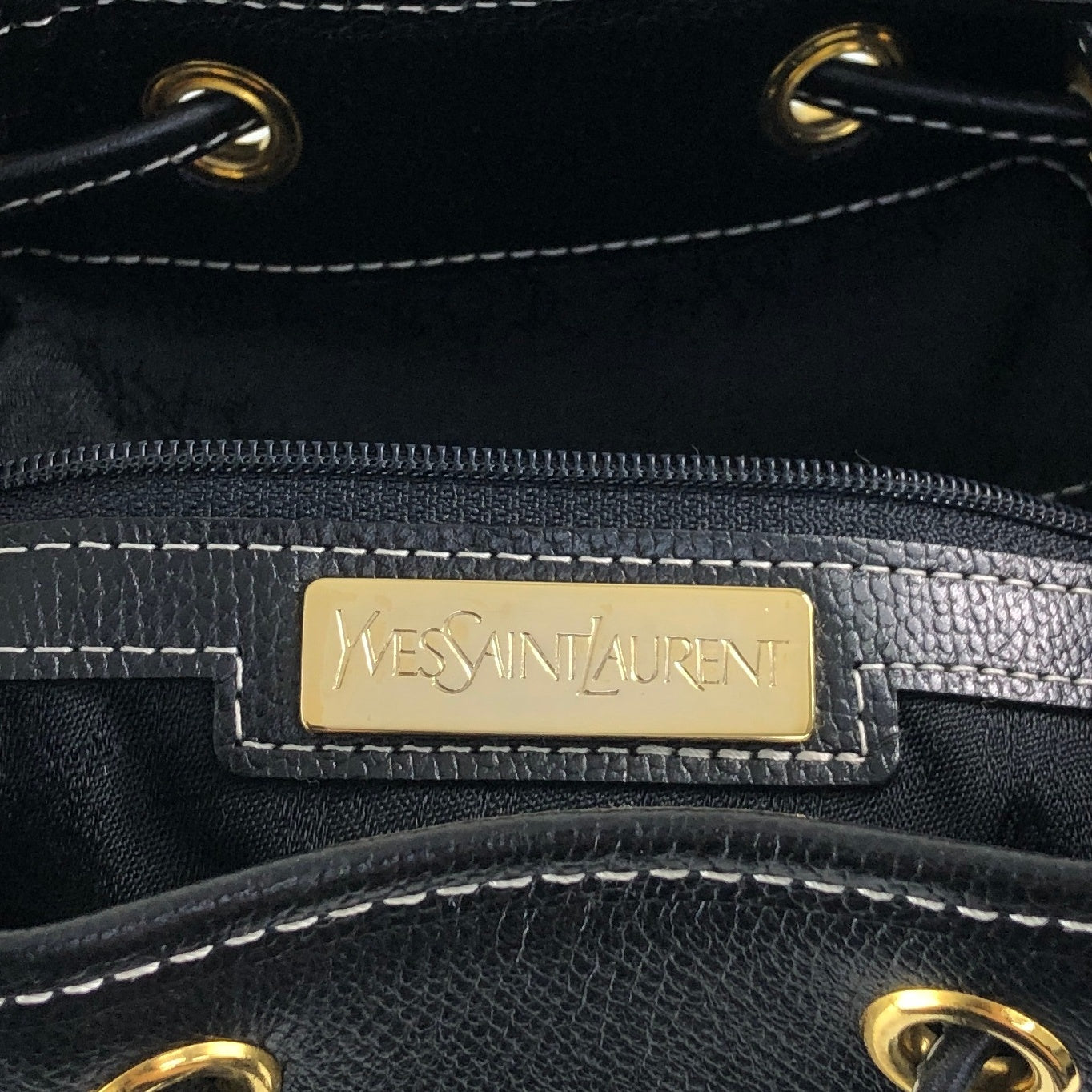 Yves Saint Laurent YSL Logo Stitch Drawstring Shoulder bag Black Vintage 2my7rj