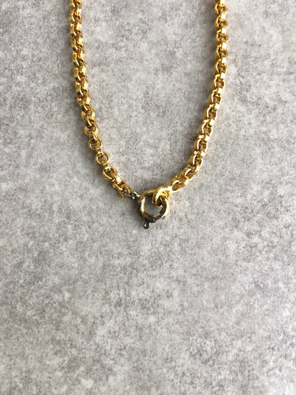 CELINE Blason Necklace Gold Vintage k3vahe