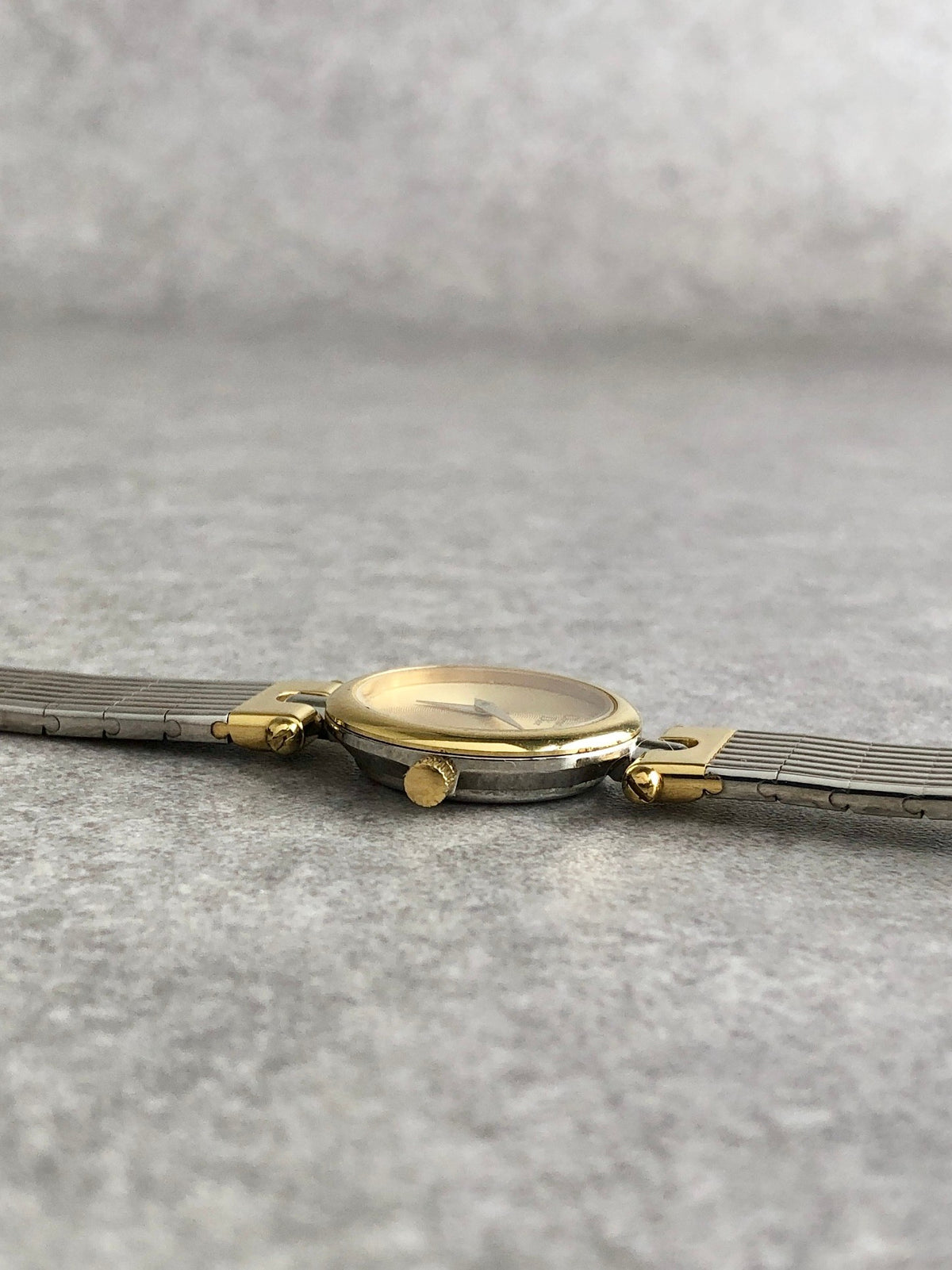 Christian Dior Logo Quartz Watch Silver×Gold 3025 Vintage xexzcz