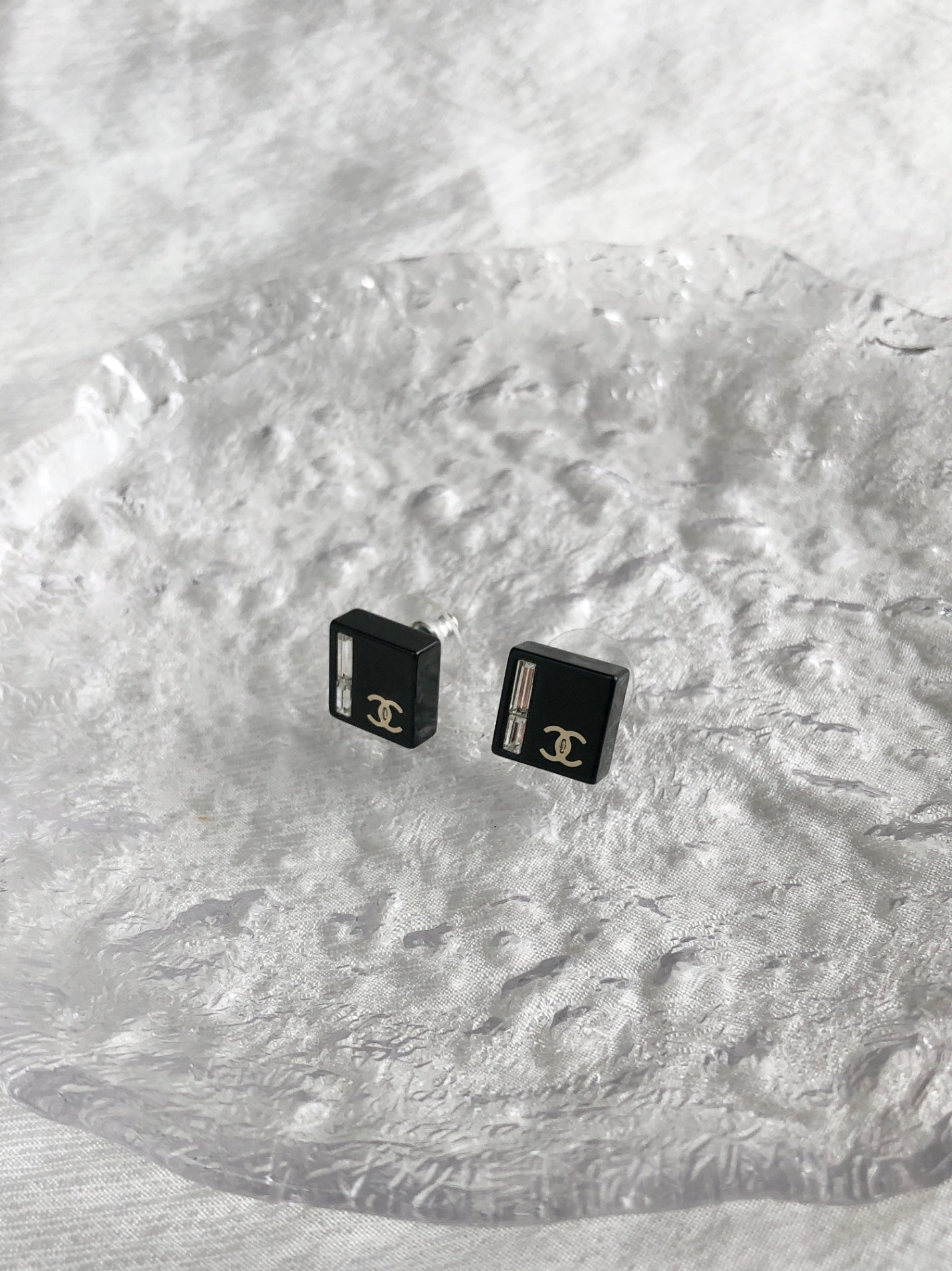 CHANEL Coco Mark Stone Pierced Black Vintage yg33jb