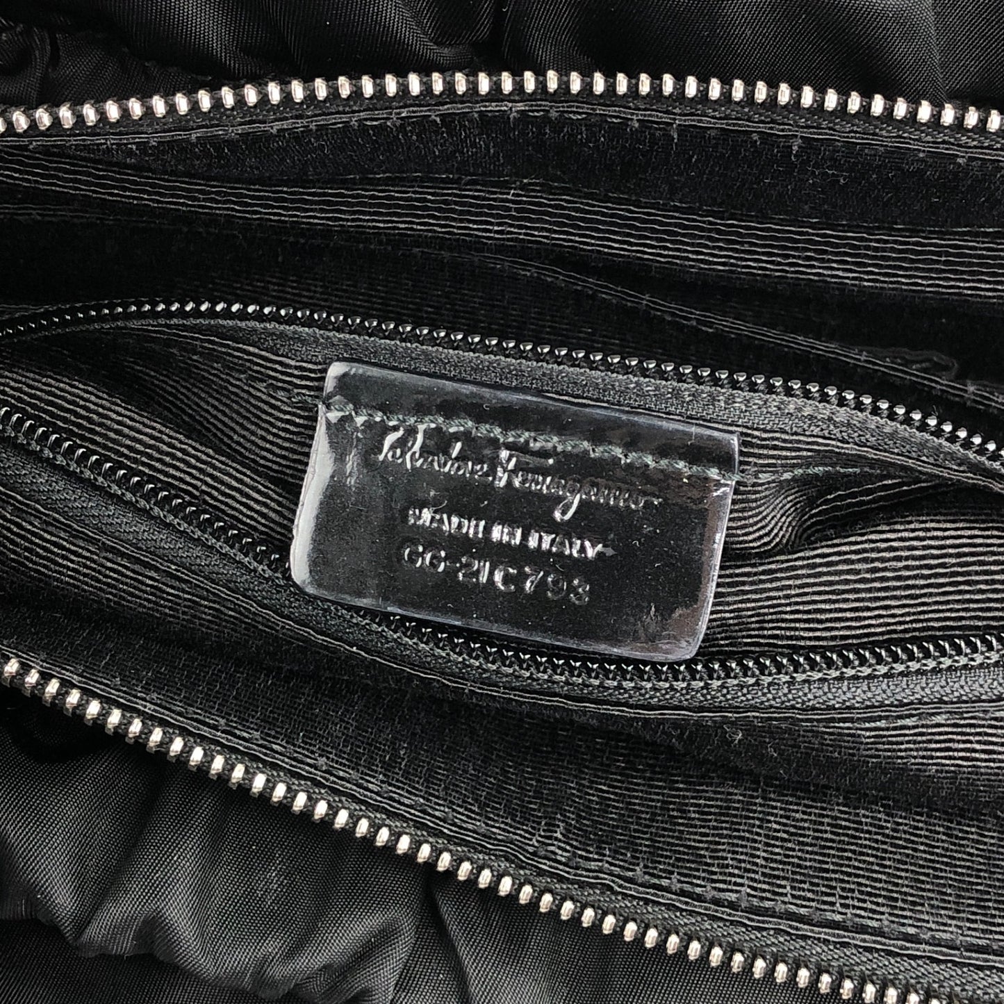 Salvatore Ferragamo Ribbon Handbag Black Vintage xucsbe