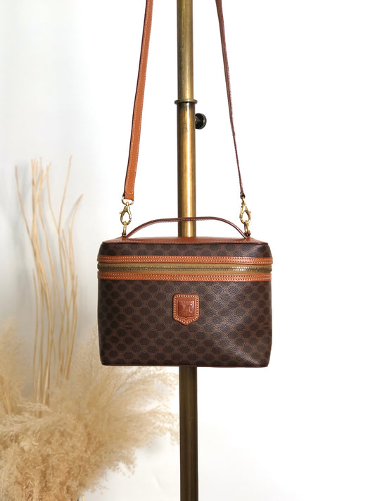 CELINE Macadam Blason Two-way Handbag Shoulder bag Vanity bag Brown Vintage vygm63