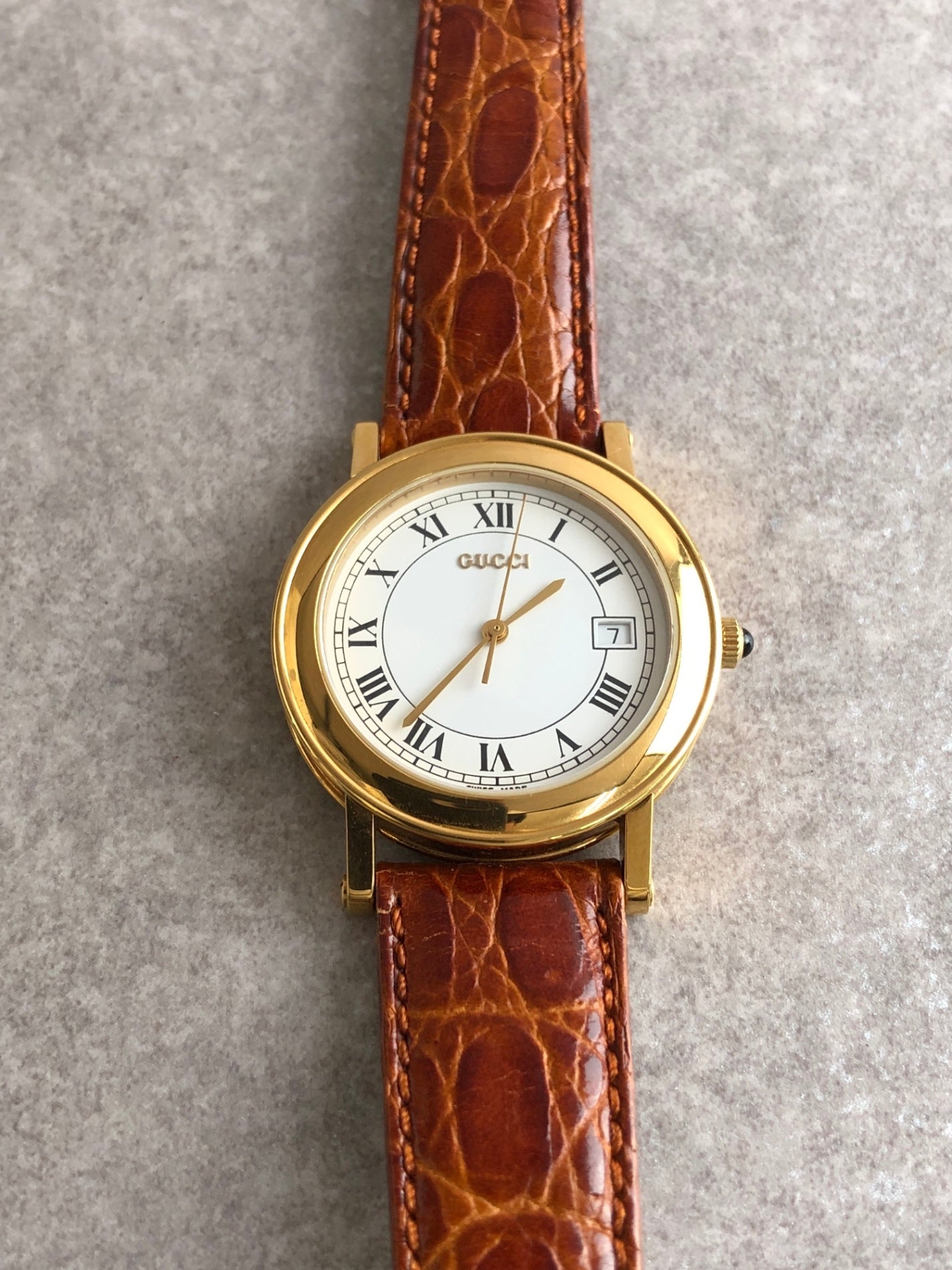 GUCCI Logo Watch Gold×Brown Vintage 4aruag
