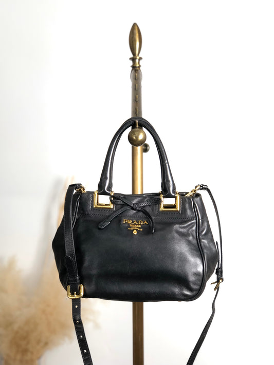 PRADA Logo Drawstring Handbag Shoulder bag Black Vintage dxxaru