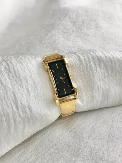 Yves Saint Laurent YSL Logo Watch Gold 5421-HI6200Y Vintage fxbm3g