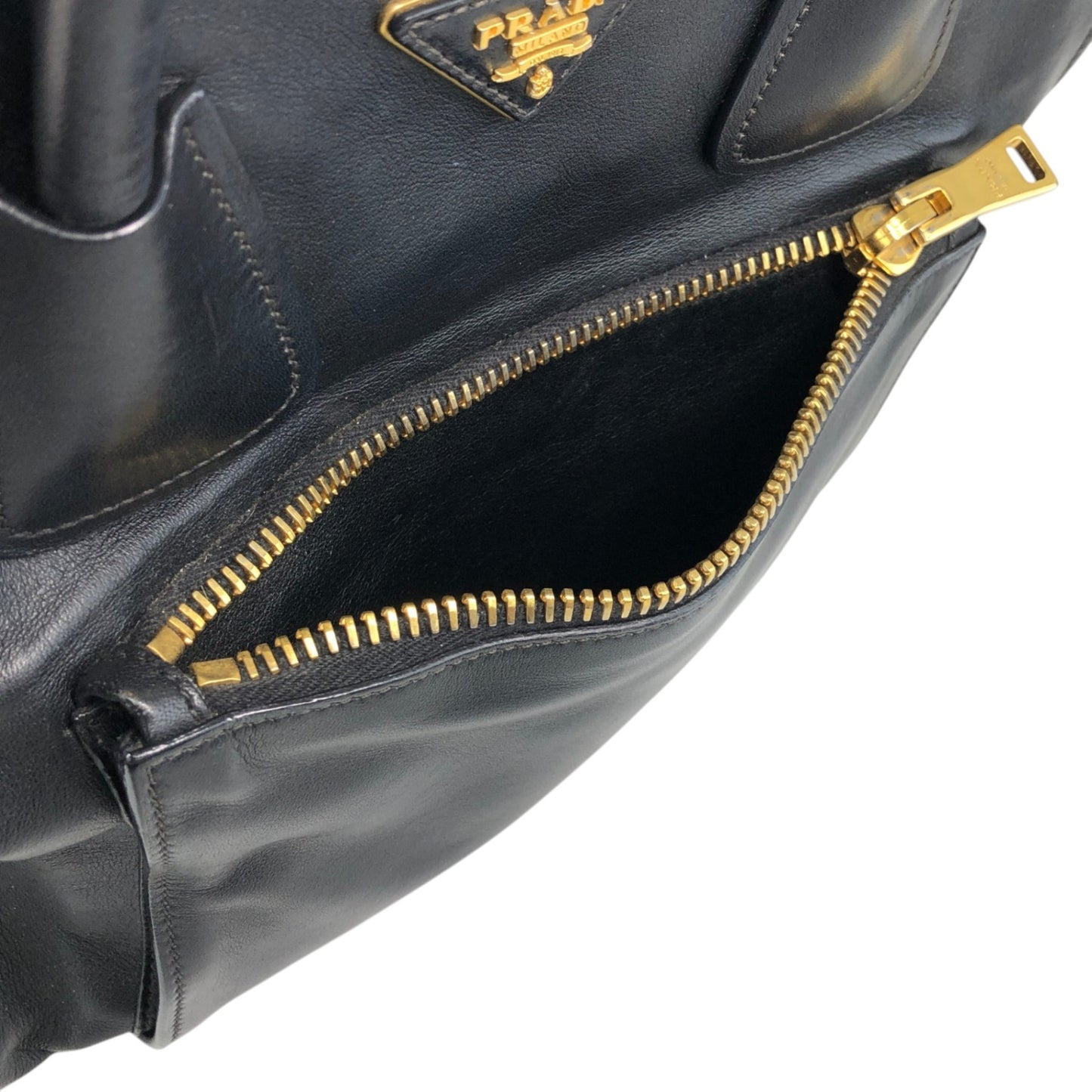 PRADA Triangle Logo Two-way Handbag Shoulder bag Black Vintage d2mxxu