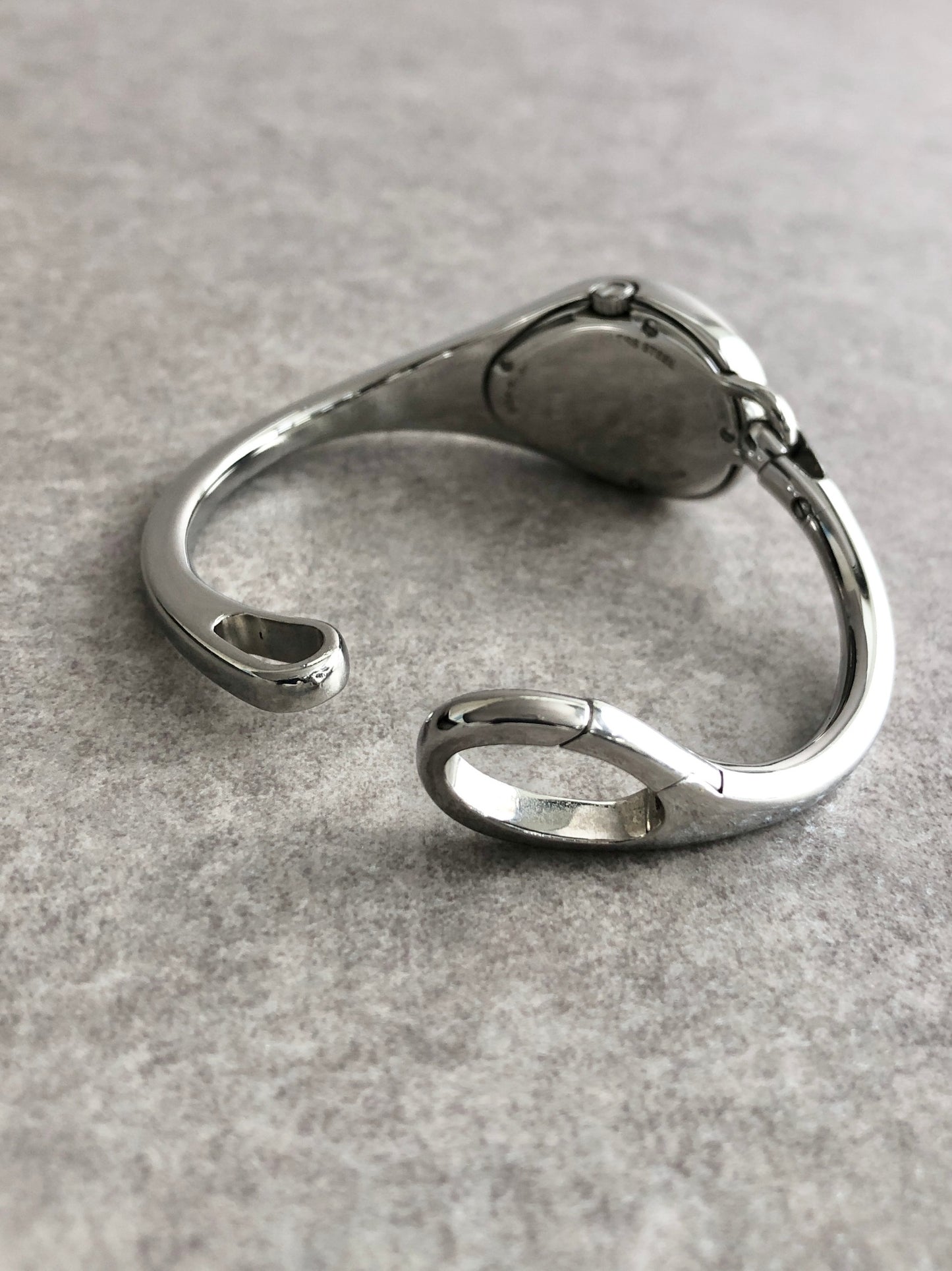 GUCCI Bangle Watch Silver 103 Vintage 5j8k5t